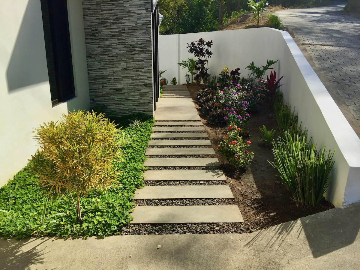 Luxurius Ocean View Home Brisas del Pacifico San Juan del Sur Real Estate Invest Nicaragua Tola 10
