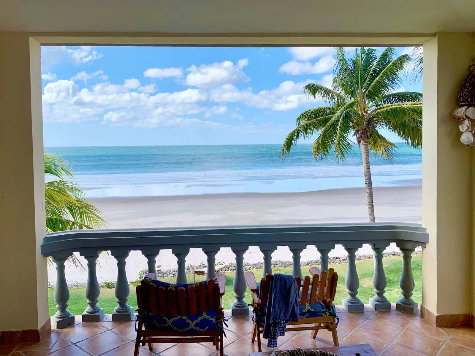 Oceanview Balcony in Tola