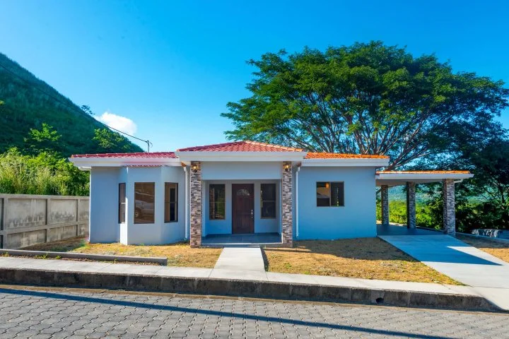 Prado Hills Invest Nicaragua Real Estate San Juan del Sur