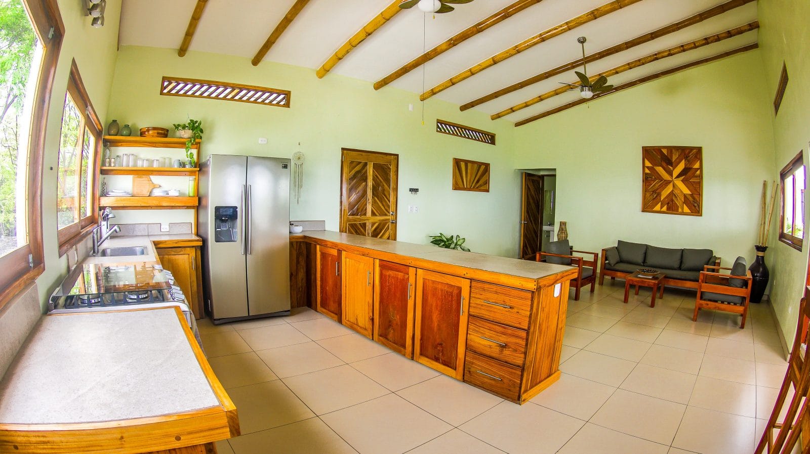 Fully furnished kitchen.