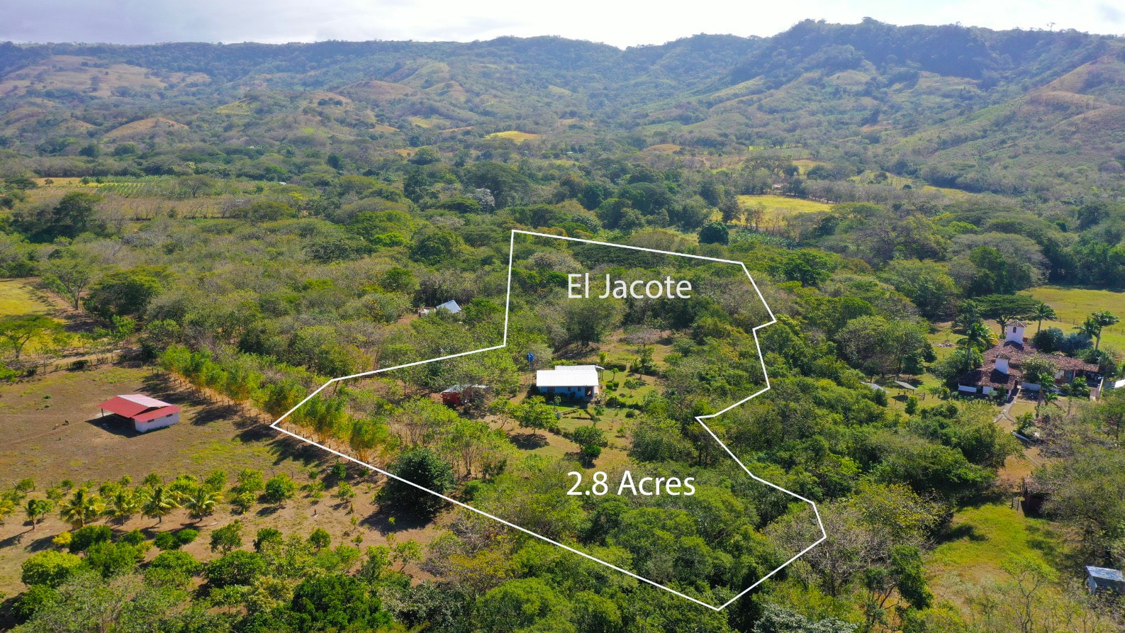 This affordable jungle oasis in only 25 minutes from San Juan Del Sur.