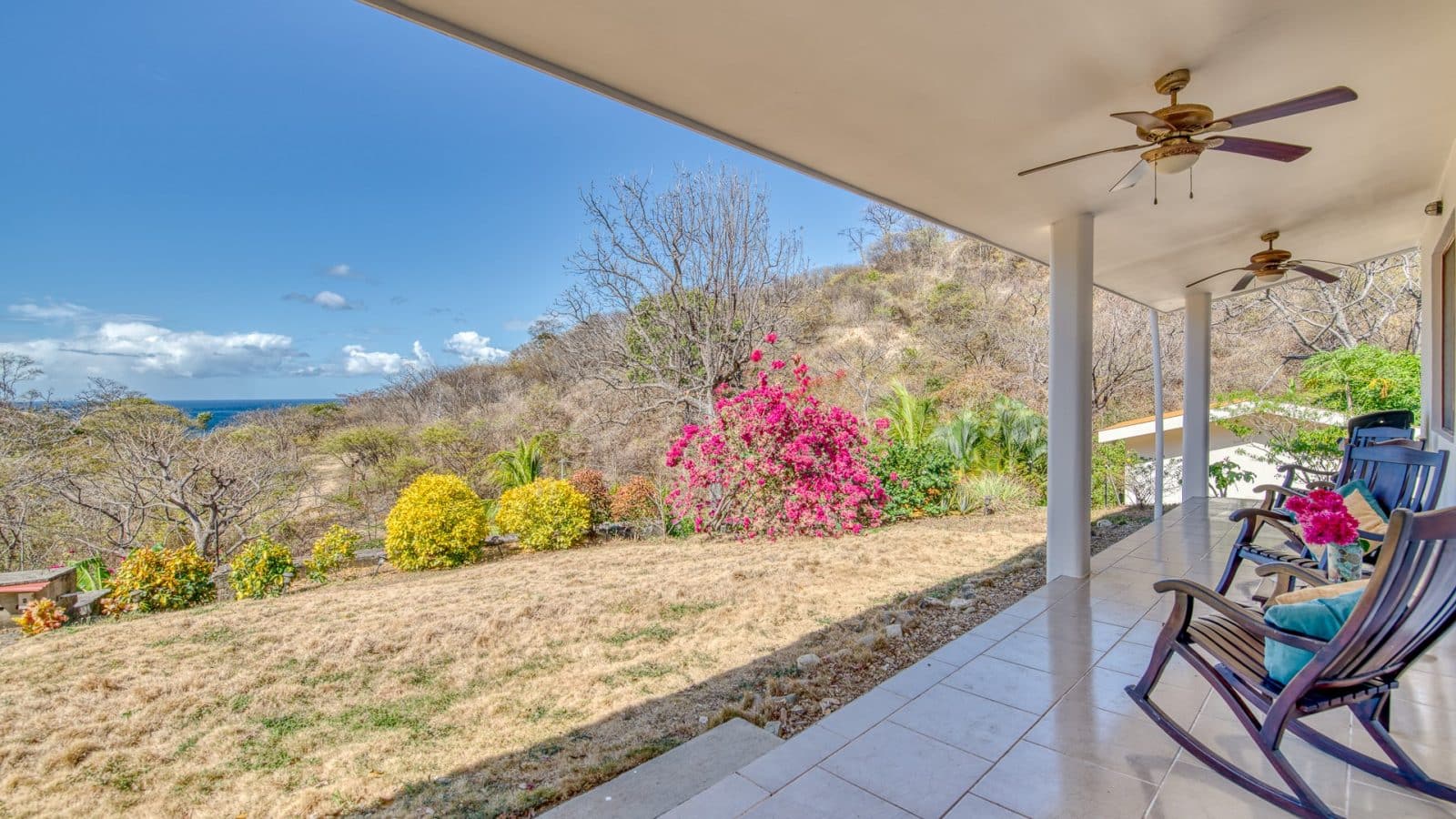This ocean view home is walking distance to Playa Yankee.