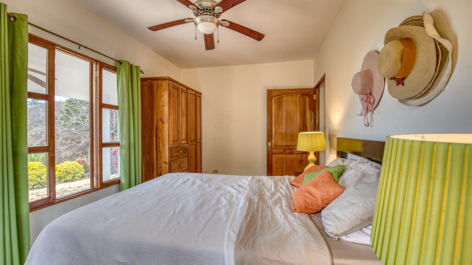 This oceanview home walking distance to Playa Yankee has Ocean views from the bedroom too.