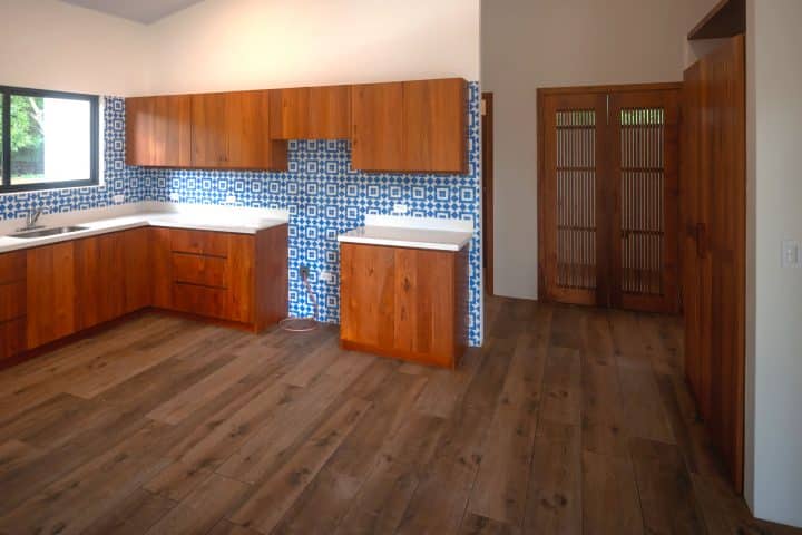 The kitchen in Villas de Marsella.