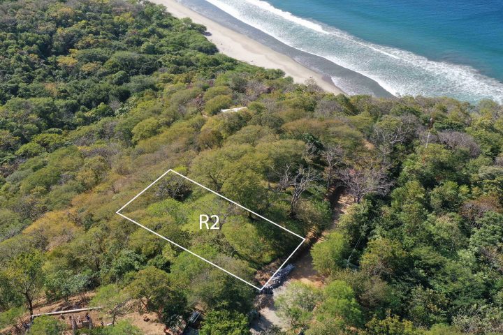 The endless views are breathtaking from this Costa Dulce lot.