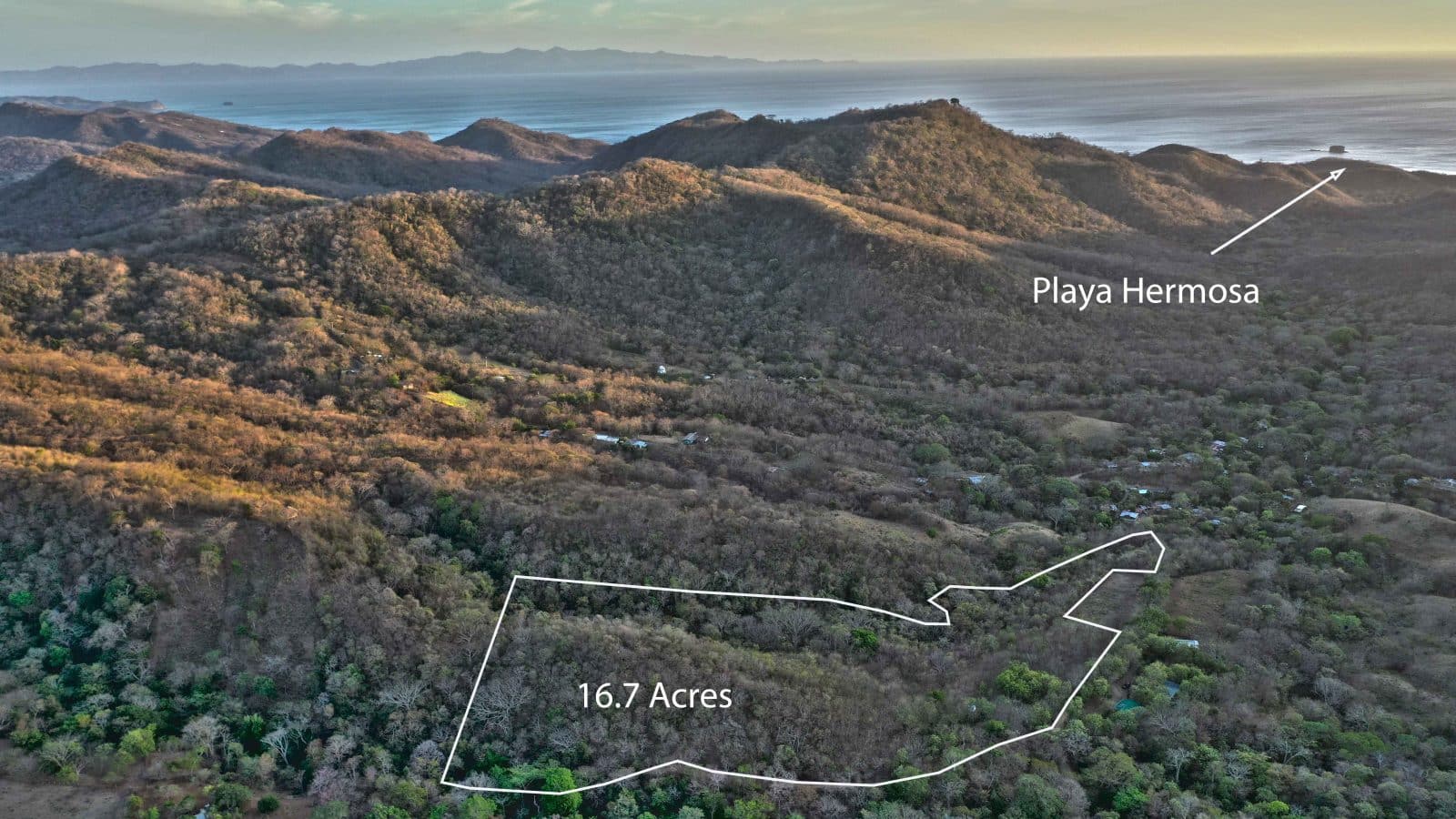 There are ocean views from part of this Carrizal property.
