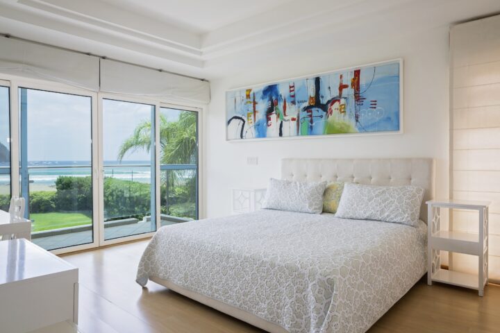 Guest bedroom