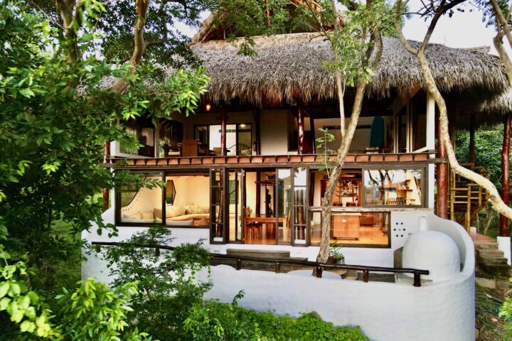 Luxury Off-Grid Jungle Oasis