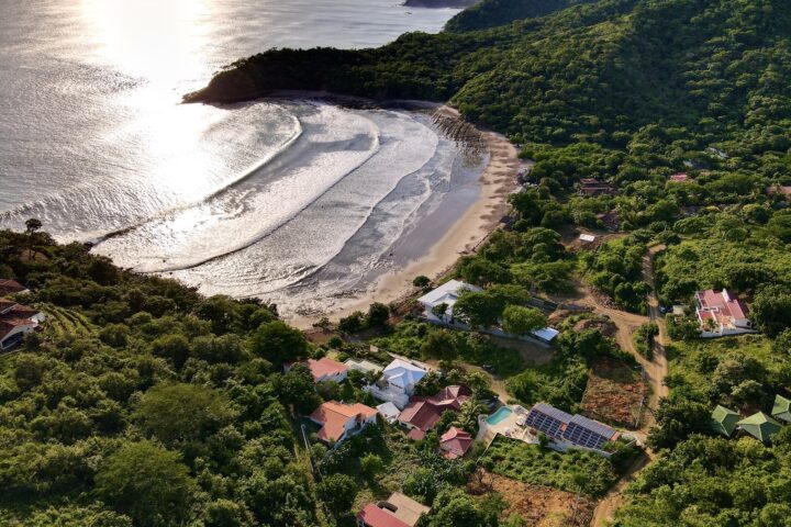 Exclusive Beachfront Lots in Remanso.