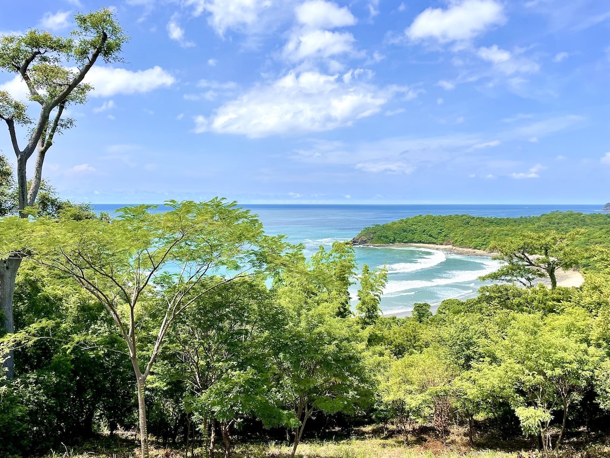 Ocean view of Playa Remanso