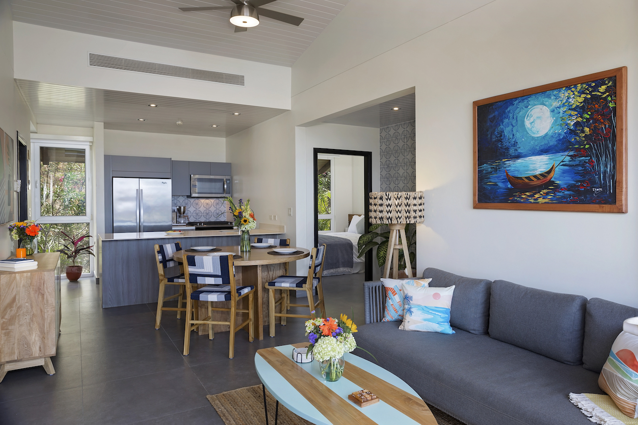 Living room and kitchen photo