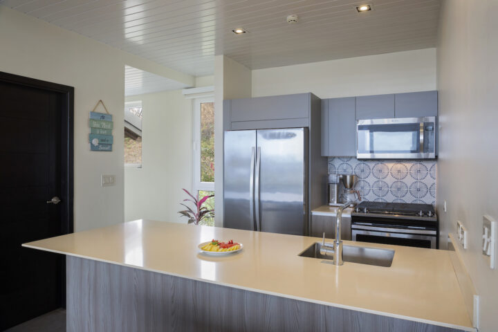 Islands and kitchen photo
