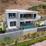 View of the front property