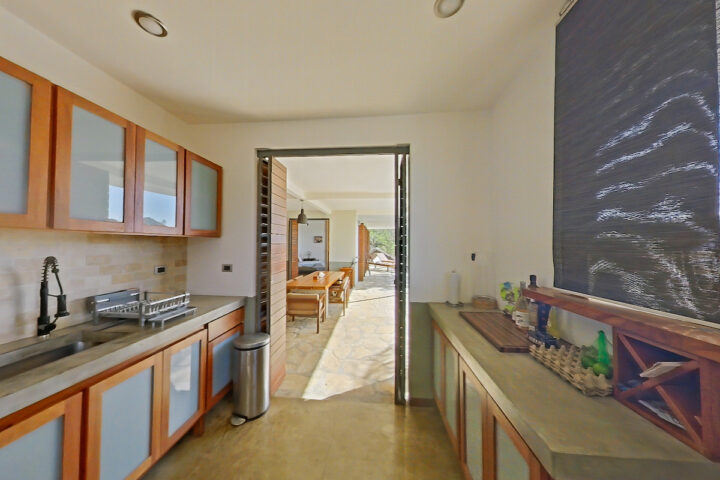Kitchen entrance