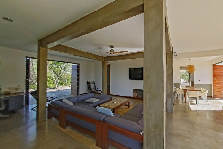 Panoramic photo living room angle 2
