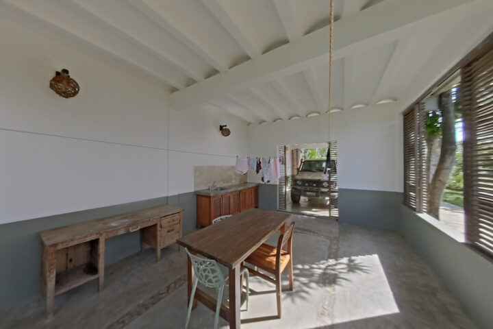 Litle dinning table photo
