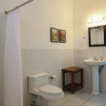 Bathroom principal bedroom