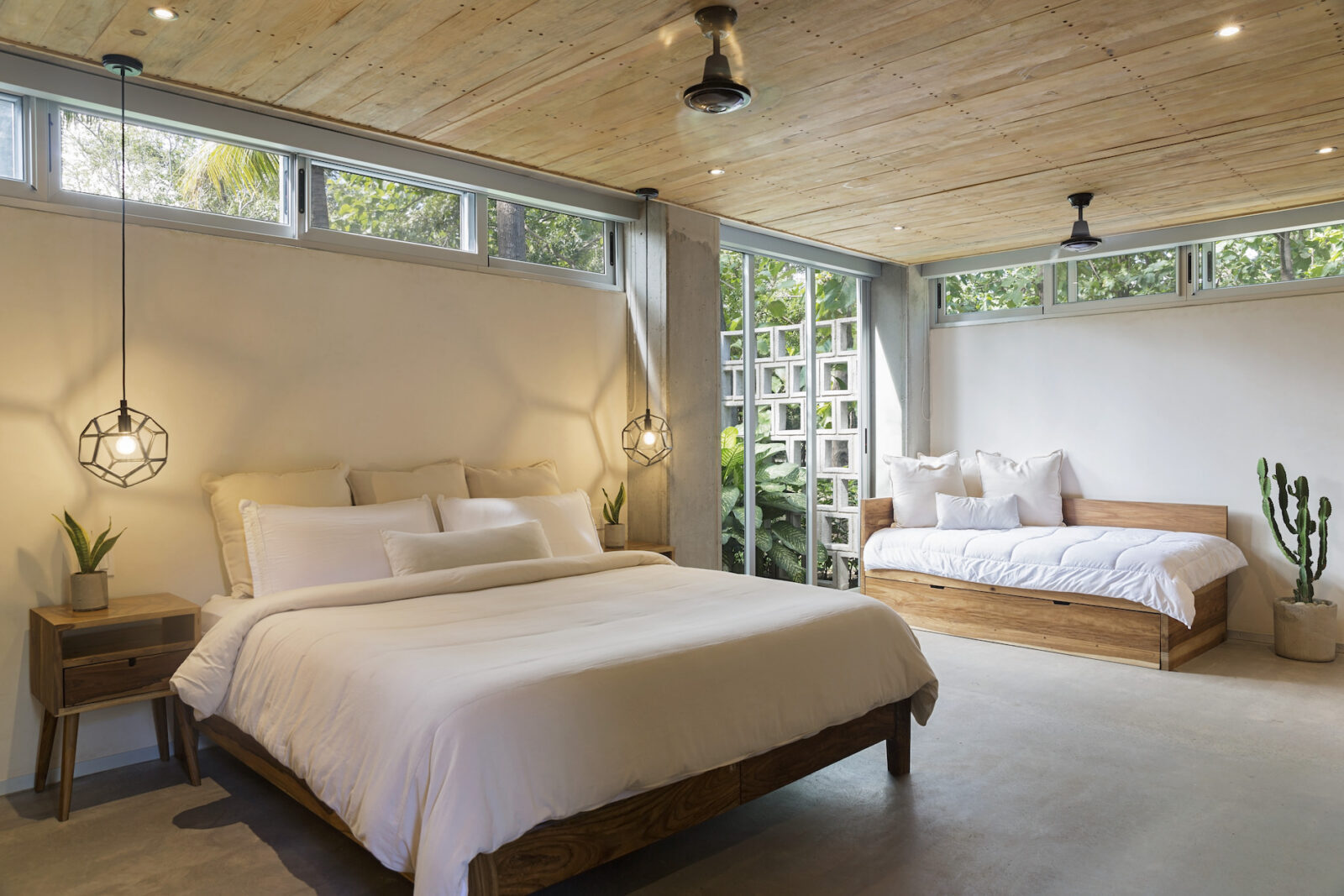 Bed_2
