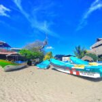 boats in Playa Gigante Tola