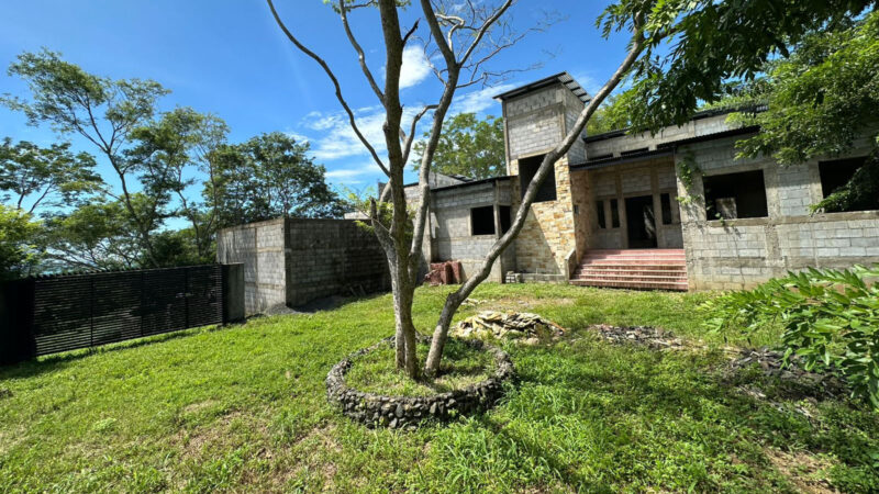 Under Construction Palermo Home