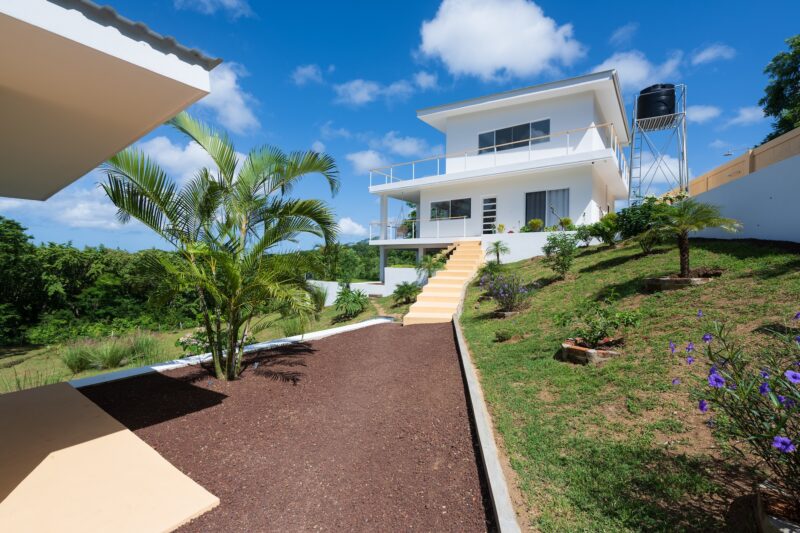 Modern Oceanview home in playa Gigante