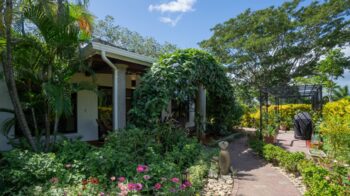 Casita with terrace and garden views