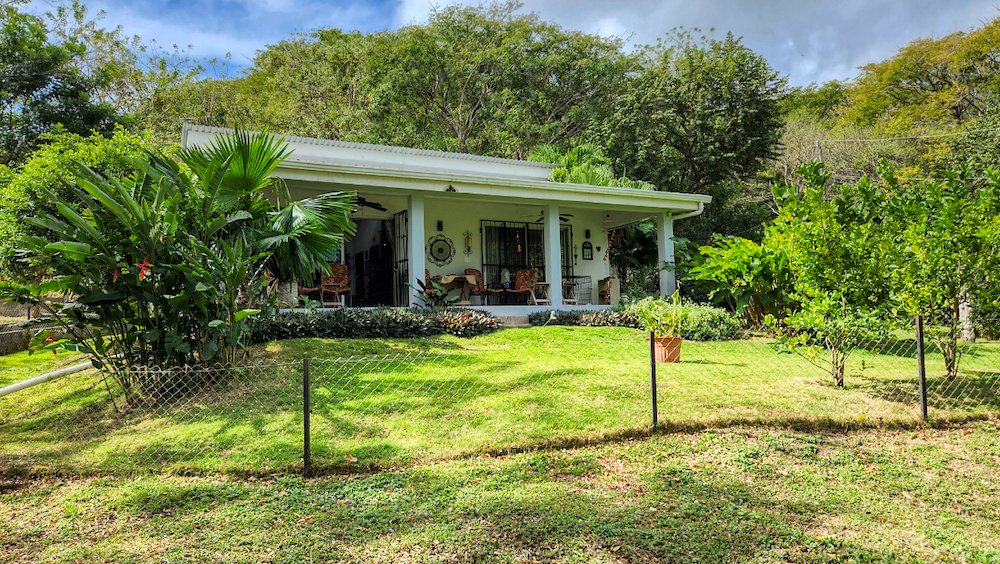 One-Bedroom Home And Land in San Juan Del Sur, Nicaragua