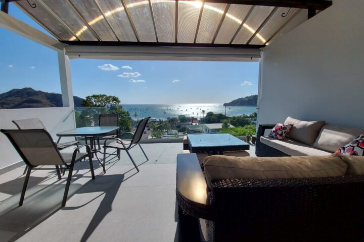 living area in Turnkey Bay View Condo