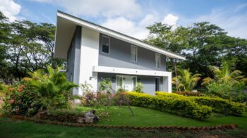 Modern Surf Haven Near Popoyo