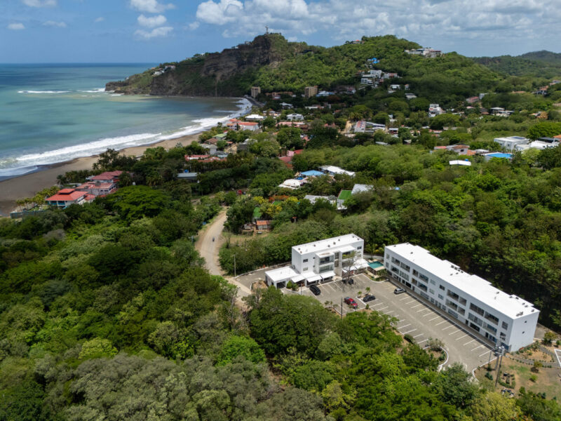 Modern apartment near the beach with mountain views in San Juan del Sur