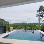 Townhouse with pool in Pacific Marlin — private pool overlooking the green hills